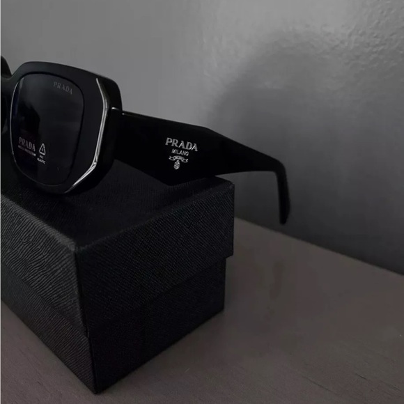 Prada PR190 1AB5S154 Women's Sunglasses 49 mm Black / Dark Grey Lens - Picture 6 of 9